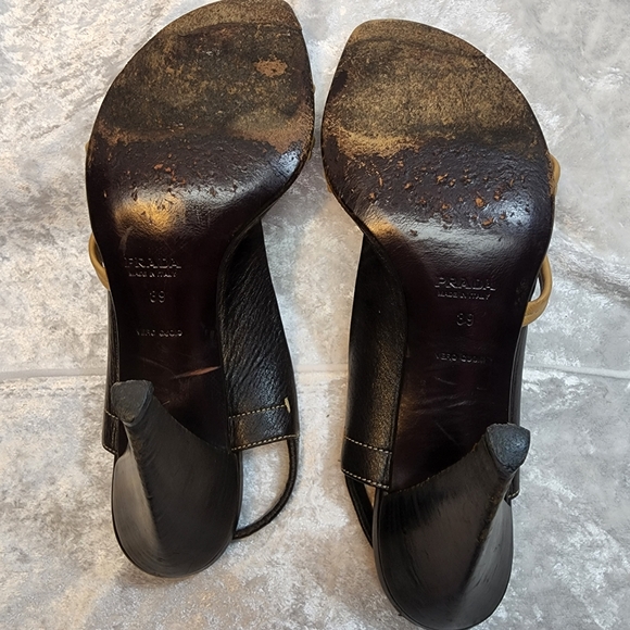 Prada Leather Strappy Slingback Heels Size 39 US 9 made in Italy ๐ฎ๐น - Picture 5 of 10